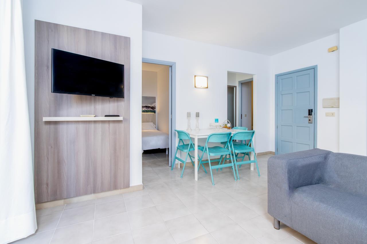 Apartamentos Lago Colonia de Sant Jordi Luaran gambar