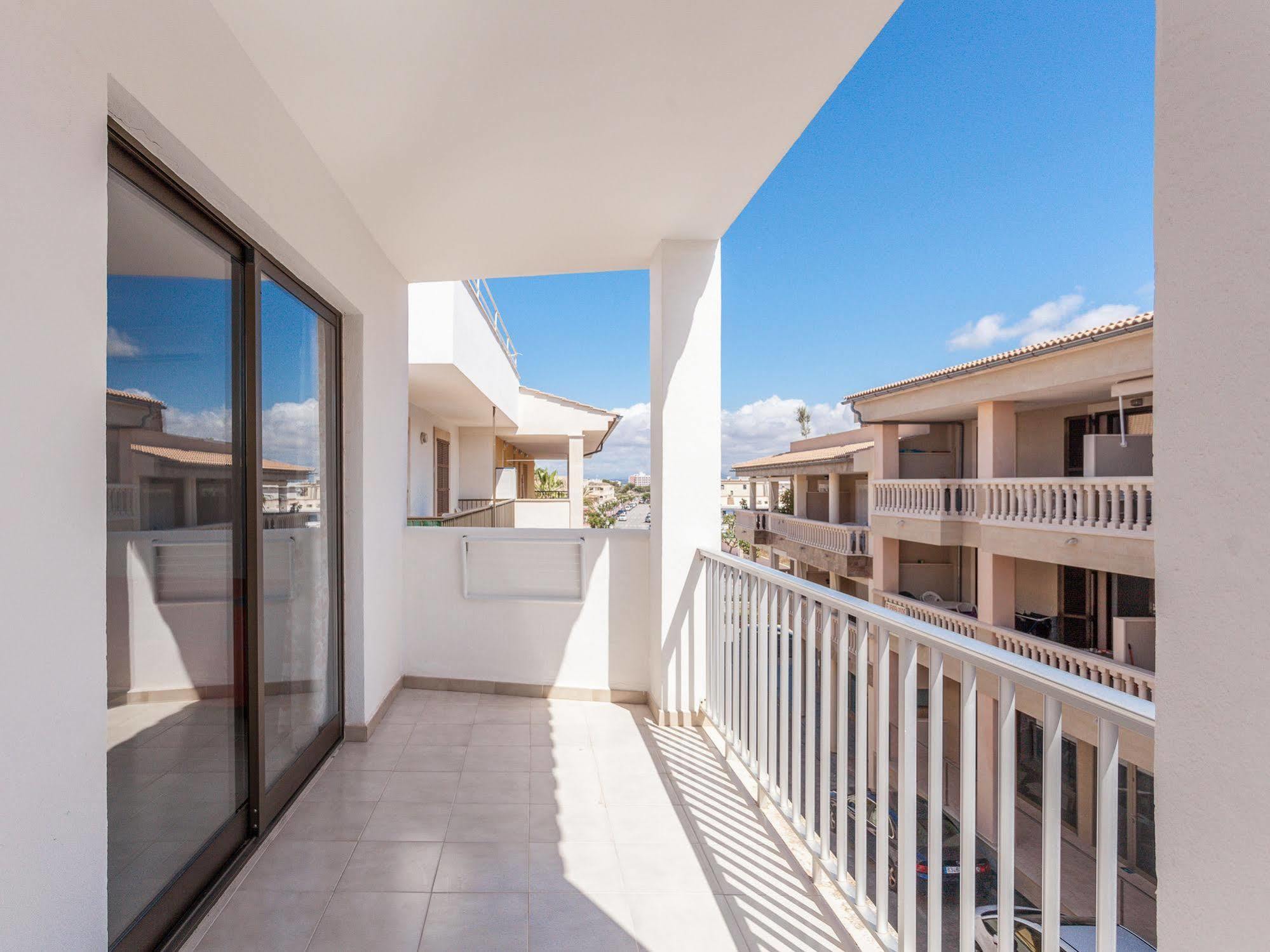 Apartamentos Lago Colonia de Sant Jordi Luaran gambar