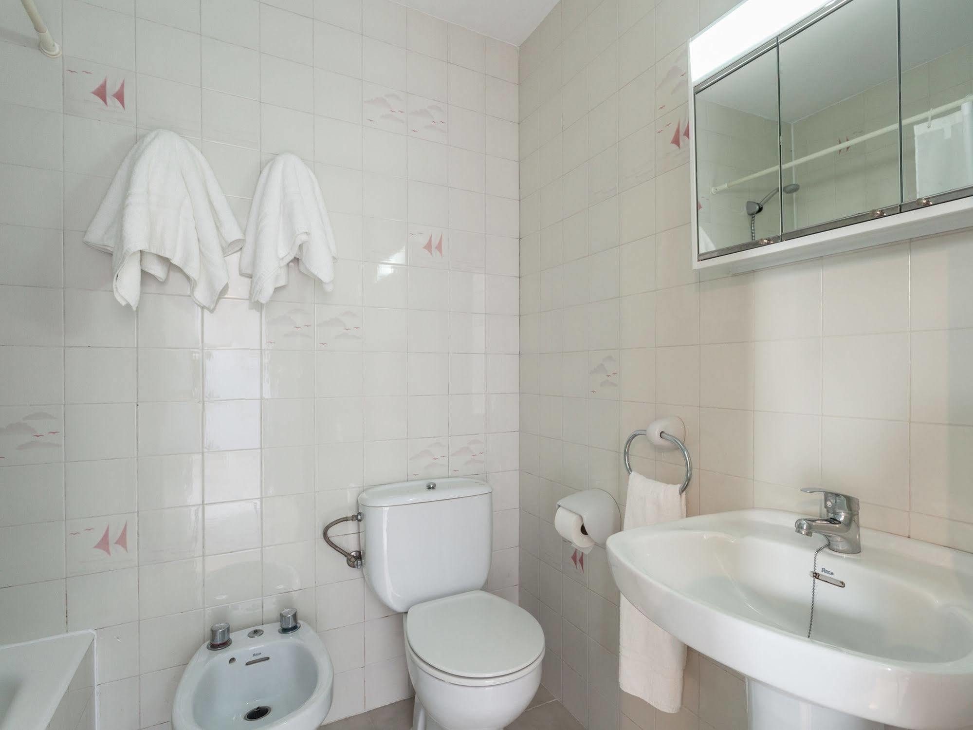 Apartamentos Lago Colonia de Sant Jordi Luaran gambar