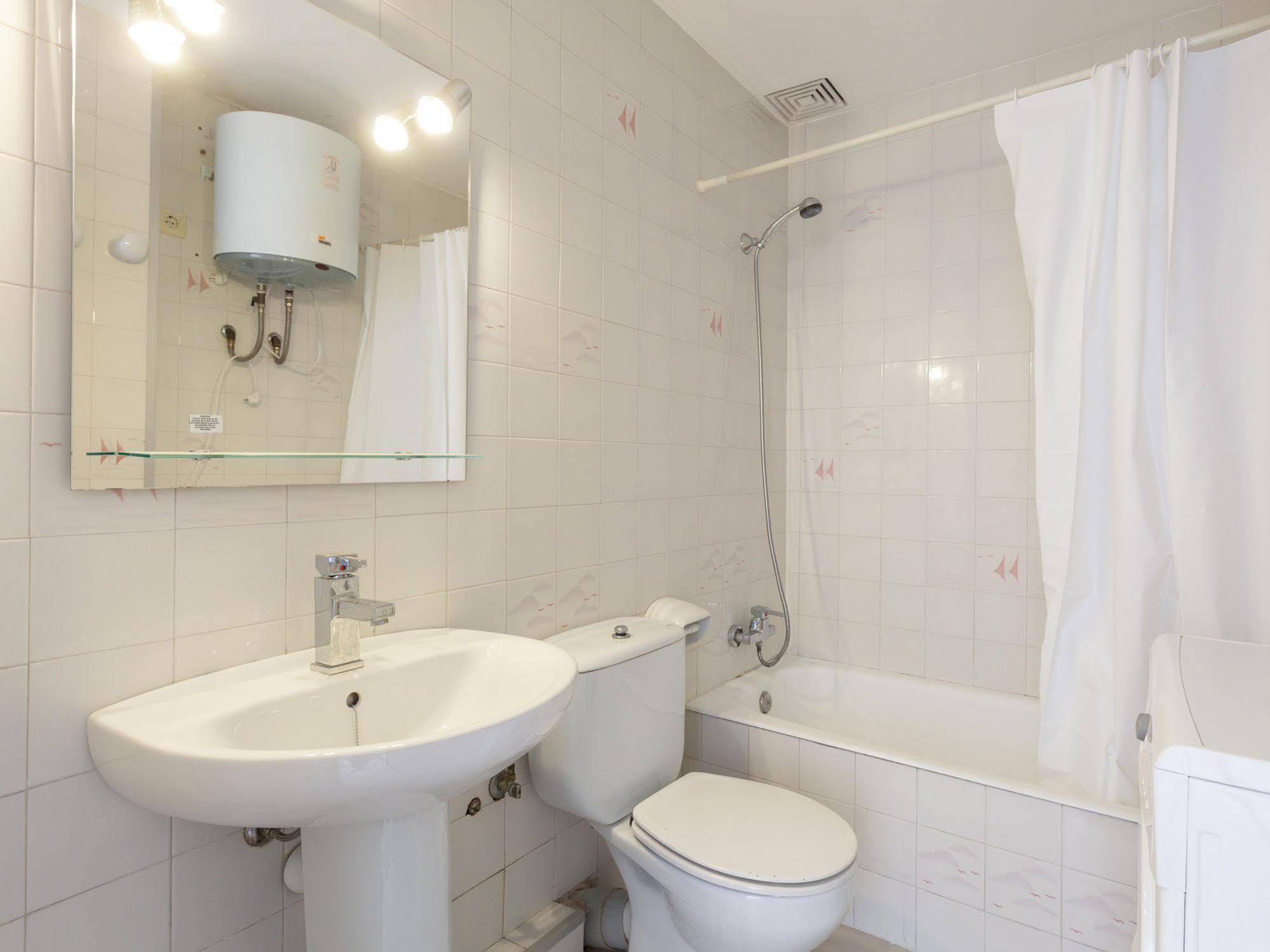 Apartamentos Lago Colonia de Sant Jordi Luaran gambar